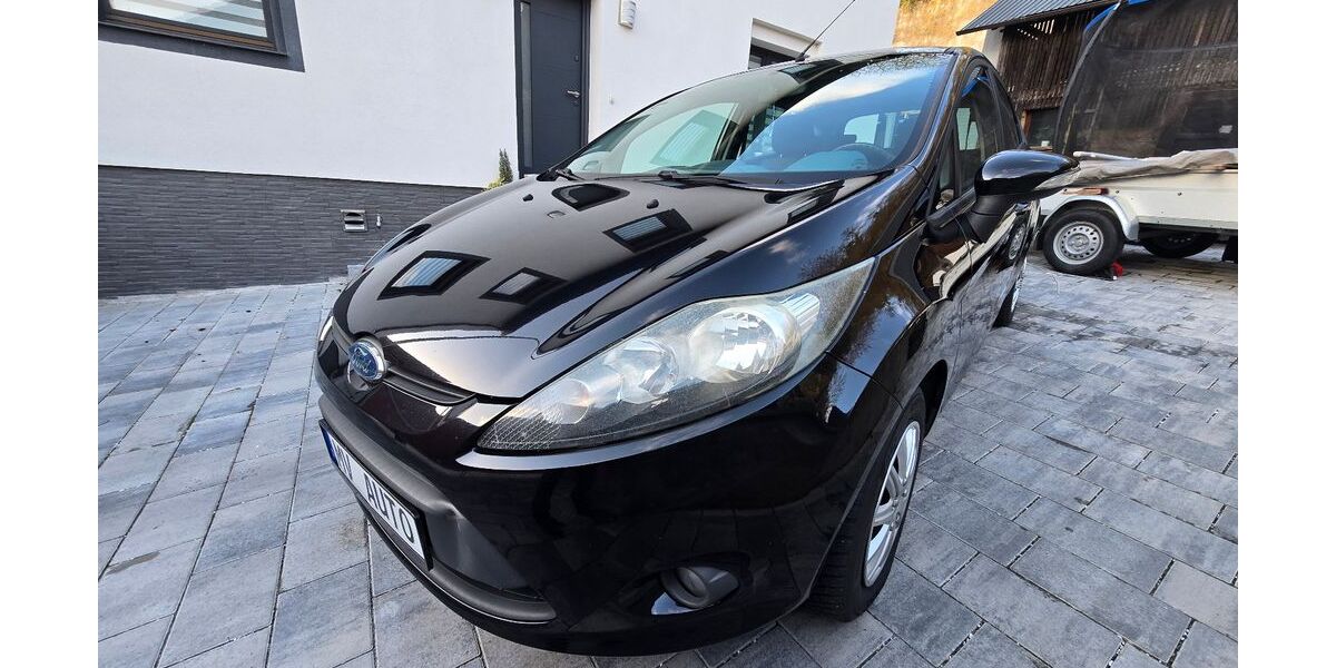 Ford Fiesta 162.500 km 2.450 &euro; Würzburg 97076
