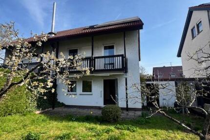 Haus Karlsruhe Mühlburg - 1.800&euro; | Angebot:25906383