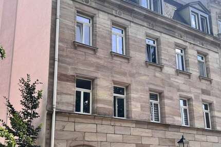 Wohnung Fürth Altstadt - 3 Zimmer, 80 m&sup2;, 270.000&euro; | Angebot:27151337