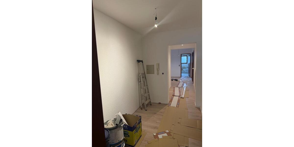 Erdgeschoßwohnung Bad Wildungen - 4 Zimmer, 120 m&sup2;, 210.000&euro; | Angebot:25877183