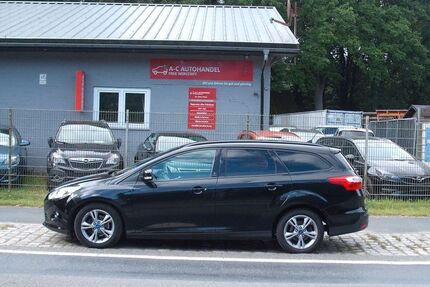 Ford Focus 174.733 km 2.599 &euro; Loxstedt-Hahnenknoop 27612