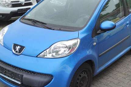 Peugeot 107 173.251 km 2.199 &euro; Bickenbach 64404