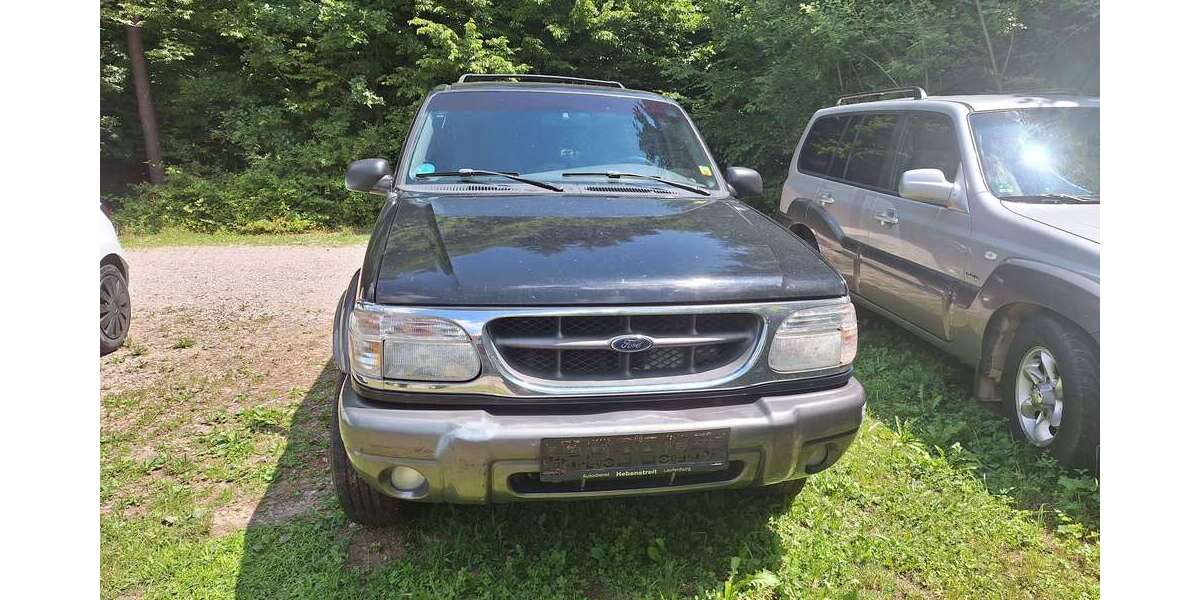 Ford Explorer 205.000 km 1.600 &euro; Albbruck 79774