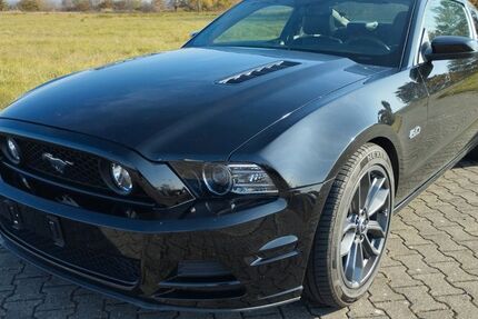 Ford Mustang 71.200 km 28.490 &euro; Elsterwerda 04910