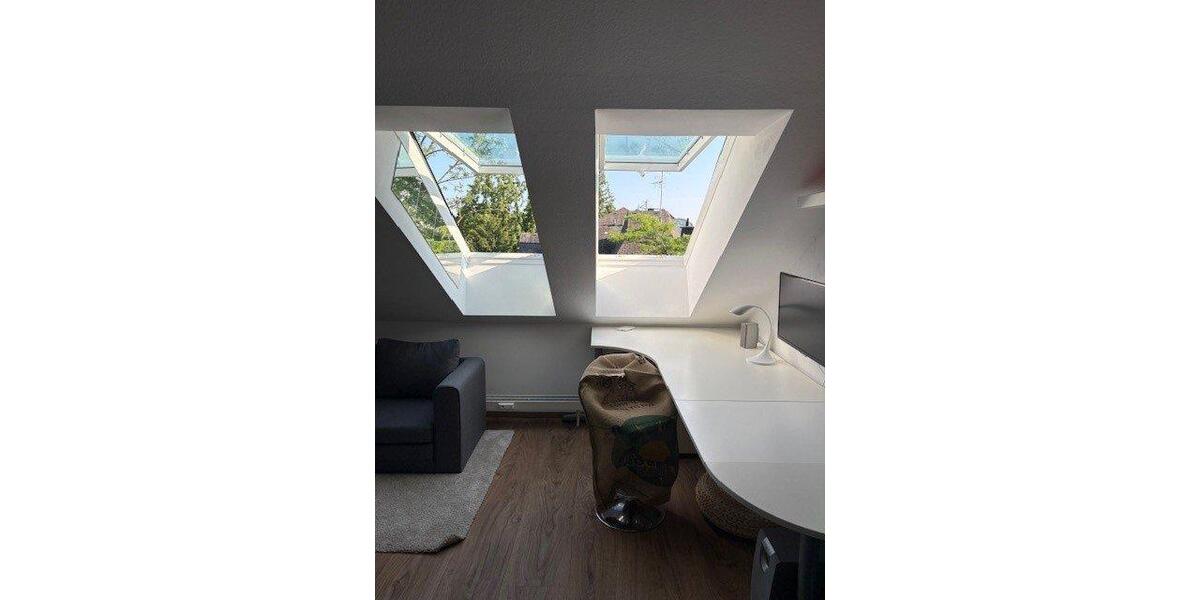 Dachgeschoßwohnung Wiesbaden Südost - 1.5 Zimmer, 35 m&sup2;, 1.100&euro; | Angebot:26406739