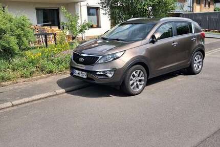 Kia Sportage 210.000 km 8.250 &euro; Petersberg 36100