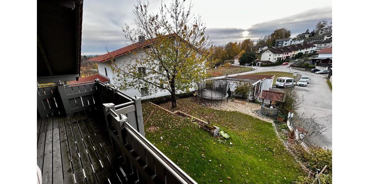 Einfamilienhaus Hauzenberg - 7 Zimmer, 240 m&sup2;, 565.000&euro; | Angebot:26044925