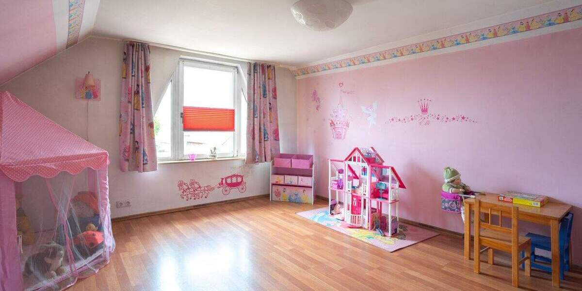 Einfamilienhaus Lalendorf OT Nienhagen Nienhagen - 8 Zimmer, 178 m&sup2;, 258.000&euro; | Angebot:25769614