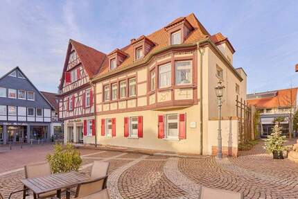 Historisches Fachwerk trifft modernes Wohngefühl mit Terrasse und Garten! 8 zimmer