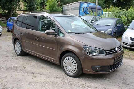 VW Touran 210.500 km 4.999 &euro; Berlin 13057