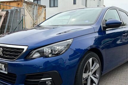 Peugeot 308 93.000 km 11.690 &euro; Egelsbach 63329