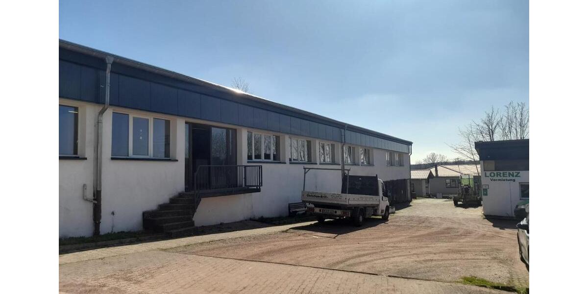 Große Lagerhalle zimmer