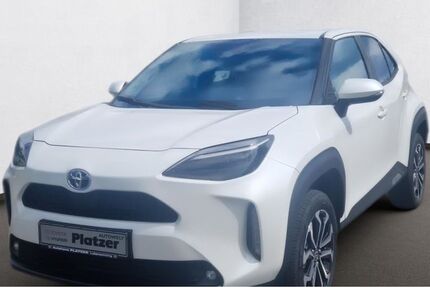 Toyota Yaris Cross 20.000 km 24.380 &euro; Laberweinting 84082