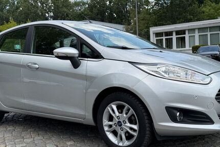 Ford Fiesta 98.700 km 7.990 &euro; Bremen 28329