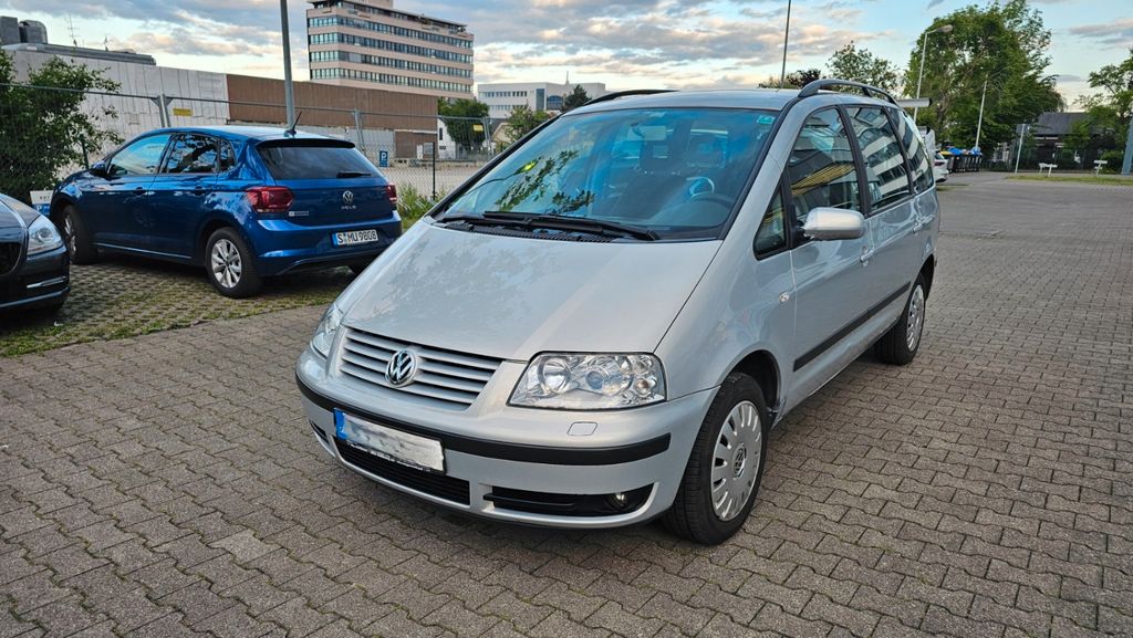 VW Sharan 249.000 km 1.590 &euro; Fellbach 70736
