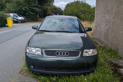 Audi A3 178.000 km 1.800 &euro; Wobbenbüll 25856