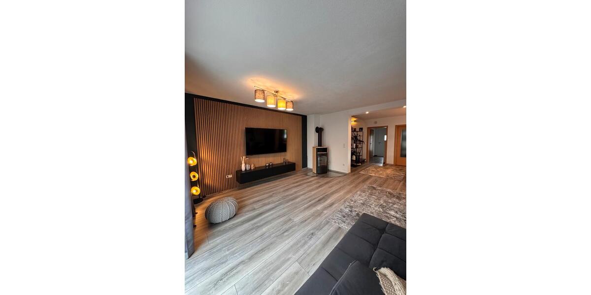 Doppelhaushälfte Wassertrüdingen - 5 Zimmer, 140 m&sup2;, 451.000&euro; | Angebot:26505274