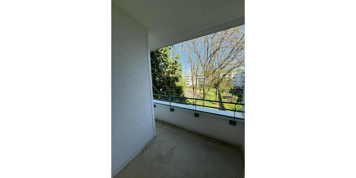 Etagenwohnung Ratingen Tiefenbroich - 3 Zimmer, 82 m&sup2;, 879&euro; | Angebot:26270295