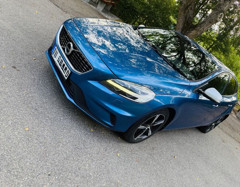V40