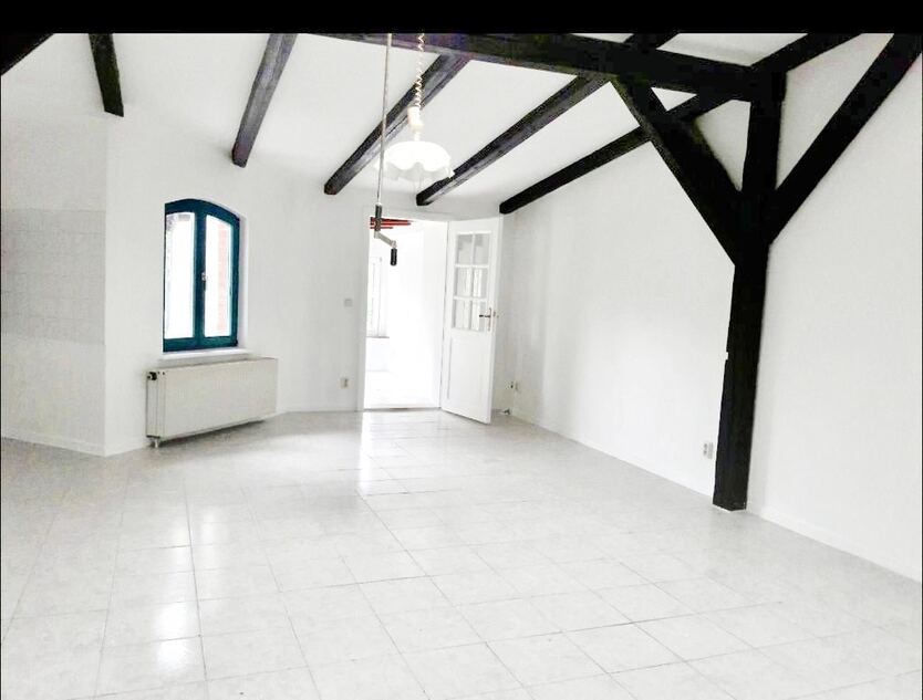 Unweit der Hochschule Anhalt - Mehrfamilienhaus - Schön gelegen 15 zimmer