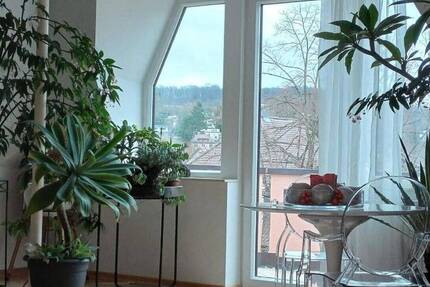 Heilbronn-Ost: Exklusive, moderne 2,5 Zimmer-Wohnung mit herrlicher Aussicht sucht neuen Besitzer