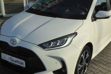 Toyota Yaris 2.330 km 27.990 &euro; Iserlohn 58638