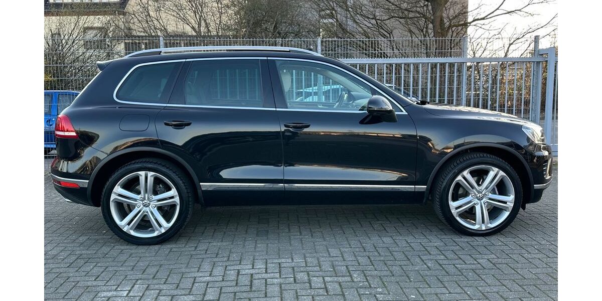 VW Touareg 174.000 km 20.950 &euro; Dinslaken 46539