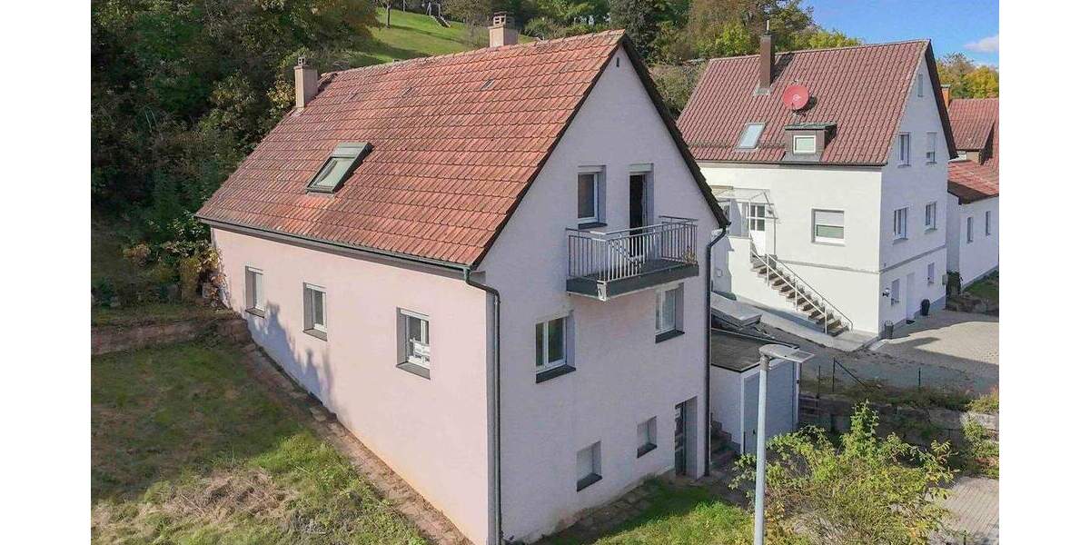 Einfamilienhaus mit Balkon in Randlage von Dürrmenz 6 zimmer
