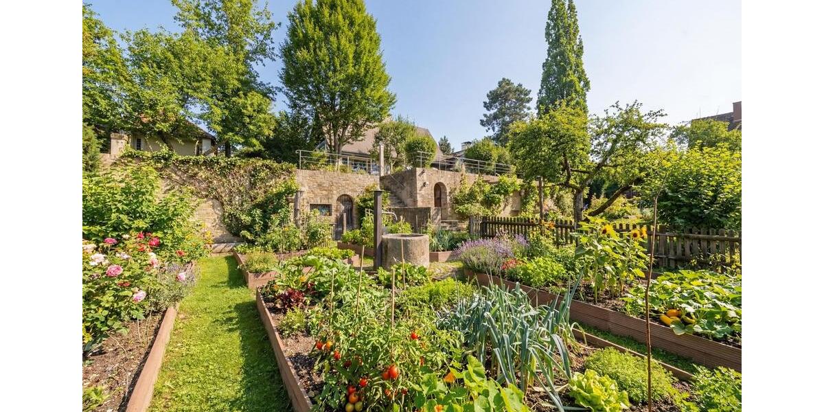 Einfamilienhaus Neusäß - 6 Zimmer, 193 m&sup2;, 2.900&euro; | Angebot:23838311