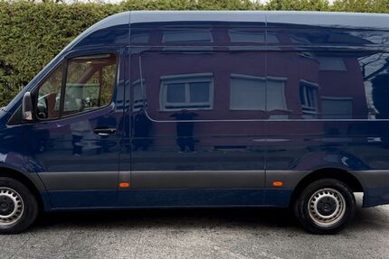 Mercedes-Benz Sprinter 131.000 km 16.980 &euro; München 81827