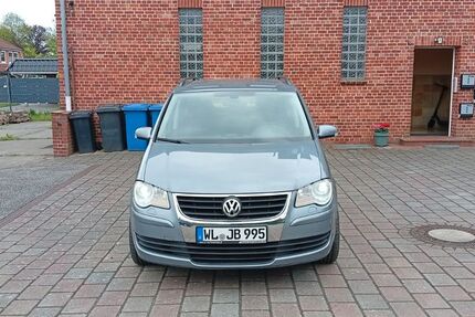 VW Touran 207.000 km 4.200 &euro; Tostedt 21255