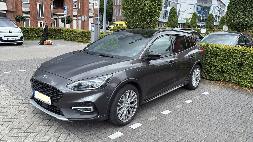 Ford Focus 104.000 km 13.999 &euro; Nörtershausen 56283