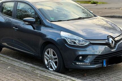 Renault Clio 49.900 km 9.750 &euro; Bergkamen 59192