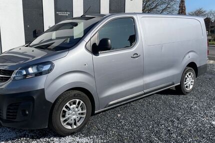 Opel Vivaro 183.415 km 11.900 &euro; Herzogenrath 52134