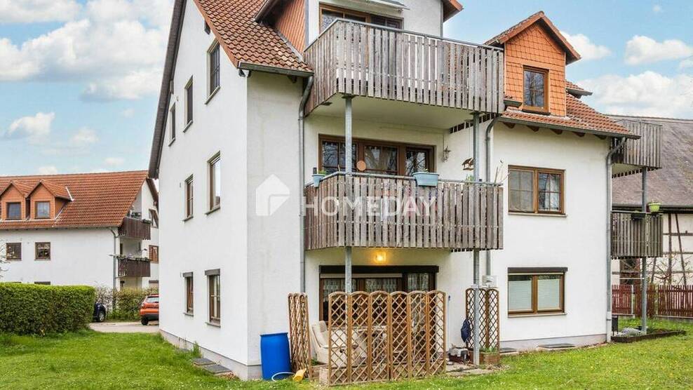 Attraktive Dachgeschosswohnung mit 2 Zimmern, Balkon und Gartennutzung in Eischleben 2 zimmer