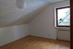 Dachgeschoßwohnung Geiselhöring - 4 Zimmer, 89 m&sup2;, 800&euro; | Angebot:25310536