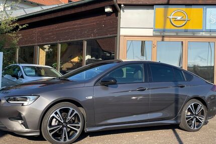 Opel Insignia 46.545 km 18.900 &euro; Maßbach/Poppenlauer 97711