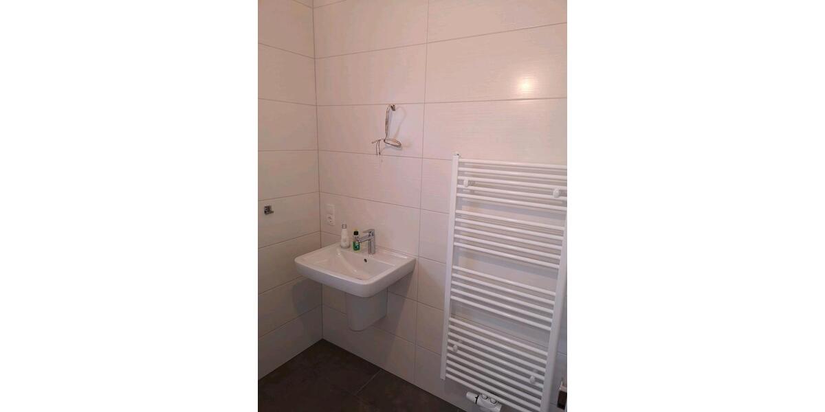 Doppelhaushälfte Weener - 4 Zimmer, 135 m&sup2;, 1.350&euro; | Angebot:26122503