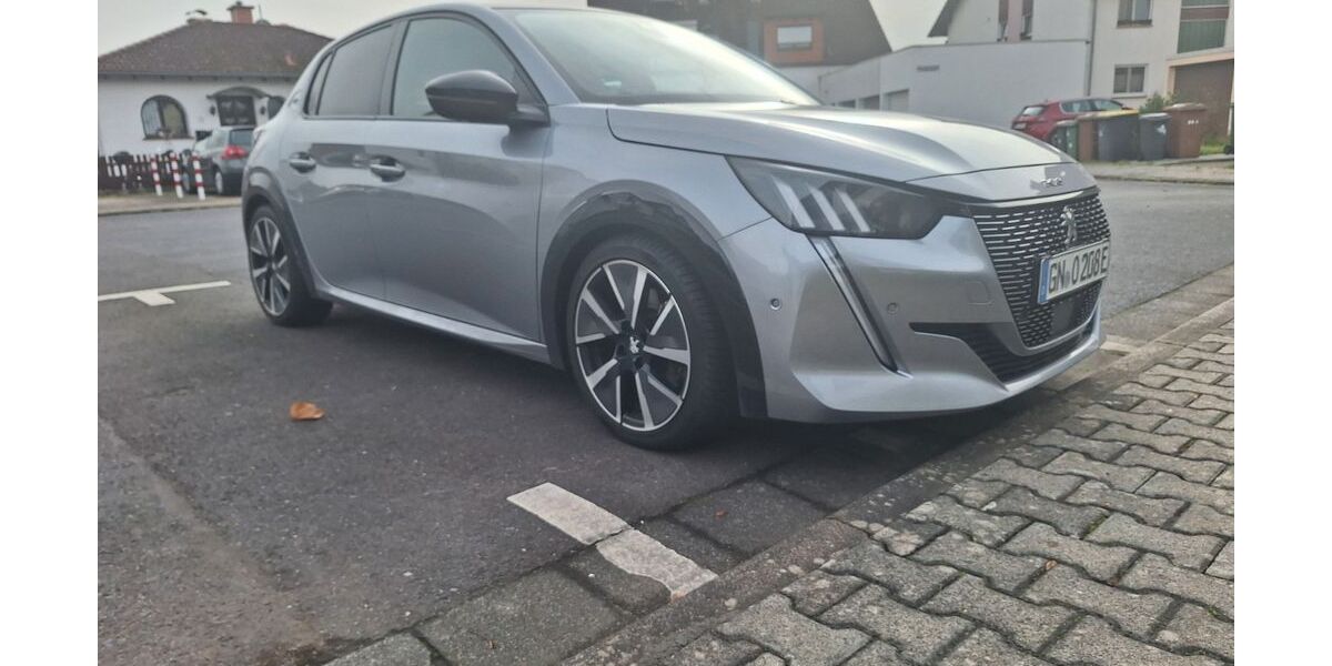Peugeot 208 62.000 km 14.300 € Langenselbold 63505