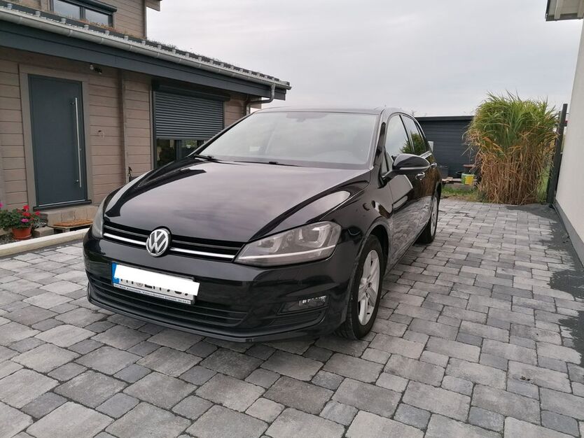 VW Golf 173.000 km 7.900 € Andernach 56626