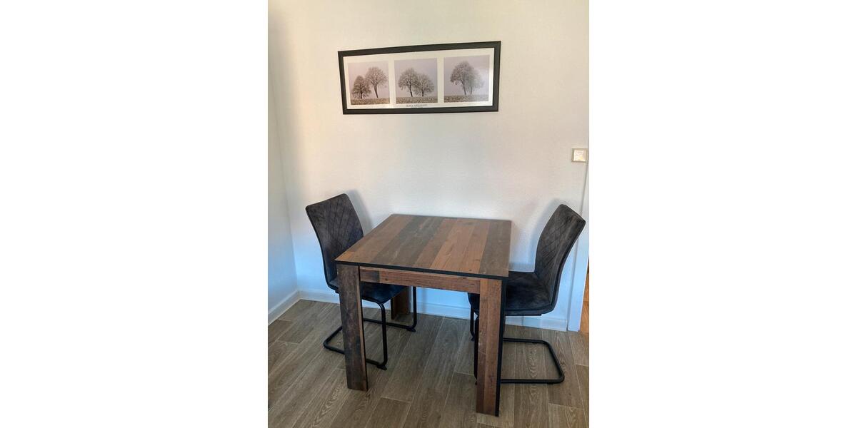 Dachgeschoßwohnung Gera - 1 Zimmer, 31 m&sup2;, 305&euro; | Angebot:26351070