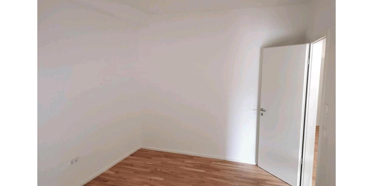 Erdgeschoßwohnung Kirchberg (Hunsrück) - 2 Zimmer, 73 m&sup2;, 807&euro; | Angebot:25307344