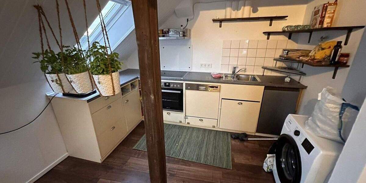 Möblierte Wohnung, gemütliches Altbau-Dachgeschoss Studio 1 zimmer