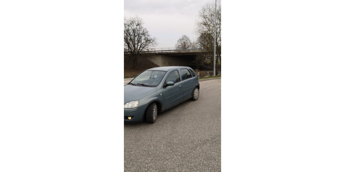 Opel Corsa C 147.000 km 1.250 &euro; Haag 95473