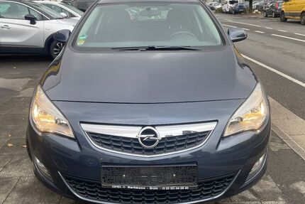 Opel Astra 126.091 km 5.250 € Brühl 50321