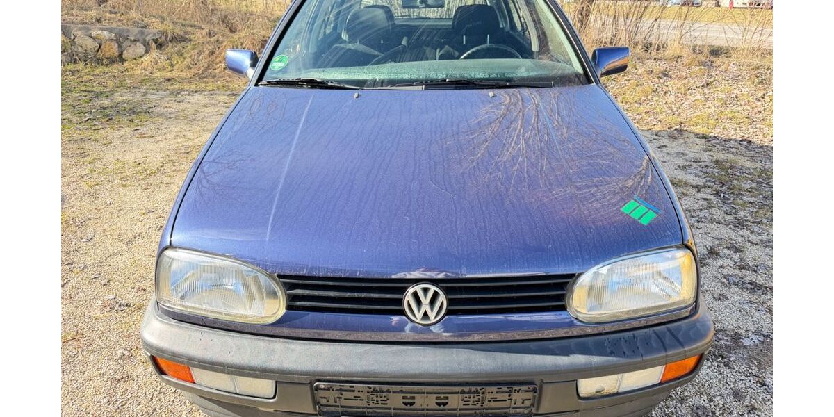 VW Golf 89.873 km 2.500 &euro; Aalen 73431