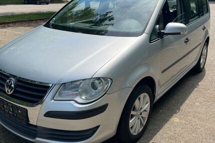 VW Touran 254.000 km 3.200 &euro; Altenberge 48341