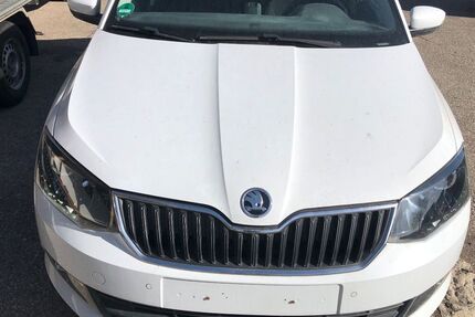 Skoda Fabia 90.468 km 8.600 &euro; Traunstein 83278