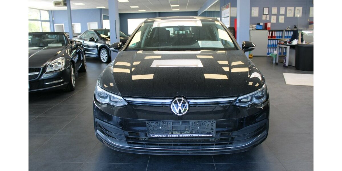 VW Golf 2.0 TDI SCR DSG Active 128.286 km 17.980 &euro; Euskirchen 53881