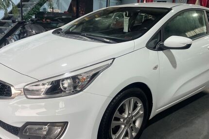 Kia pro ceed / ProCeed 94.000 km 7.990 &euro; Rheinberg 47495